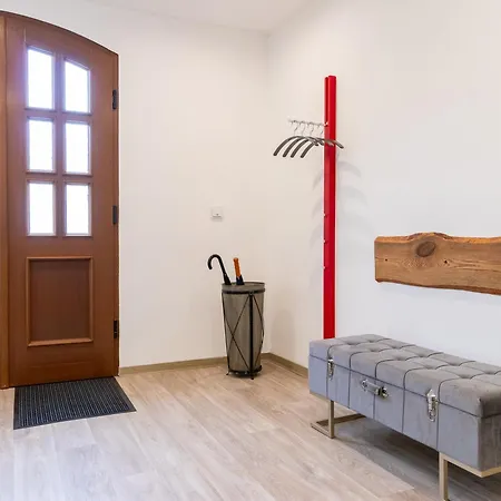 Duggis Feriendomizil Apartamento *